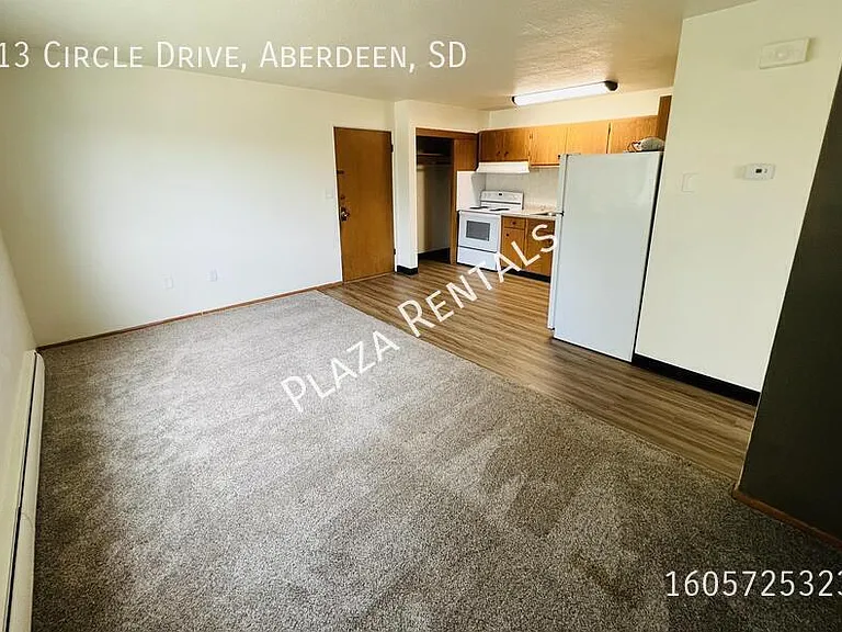2120 3rd Ave SE #4 — Photo 3