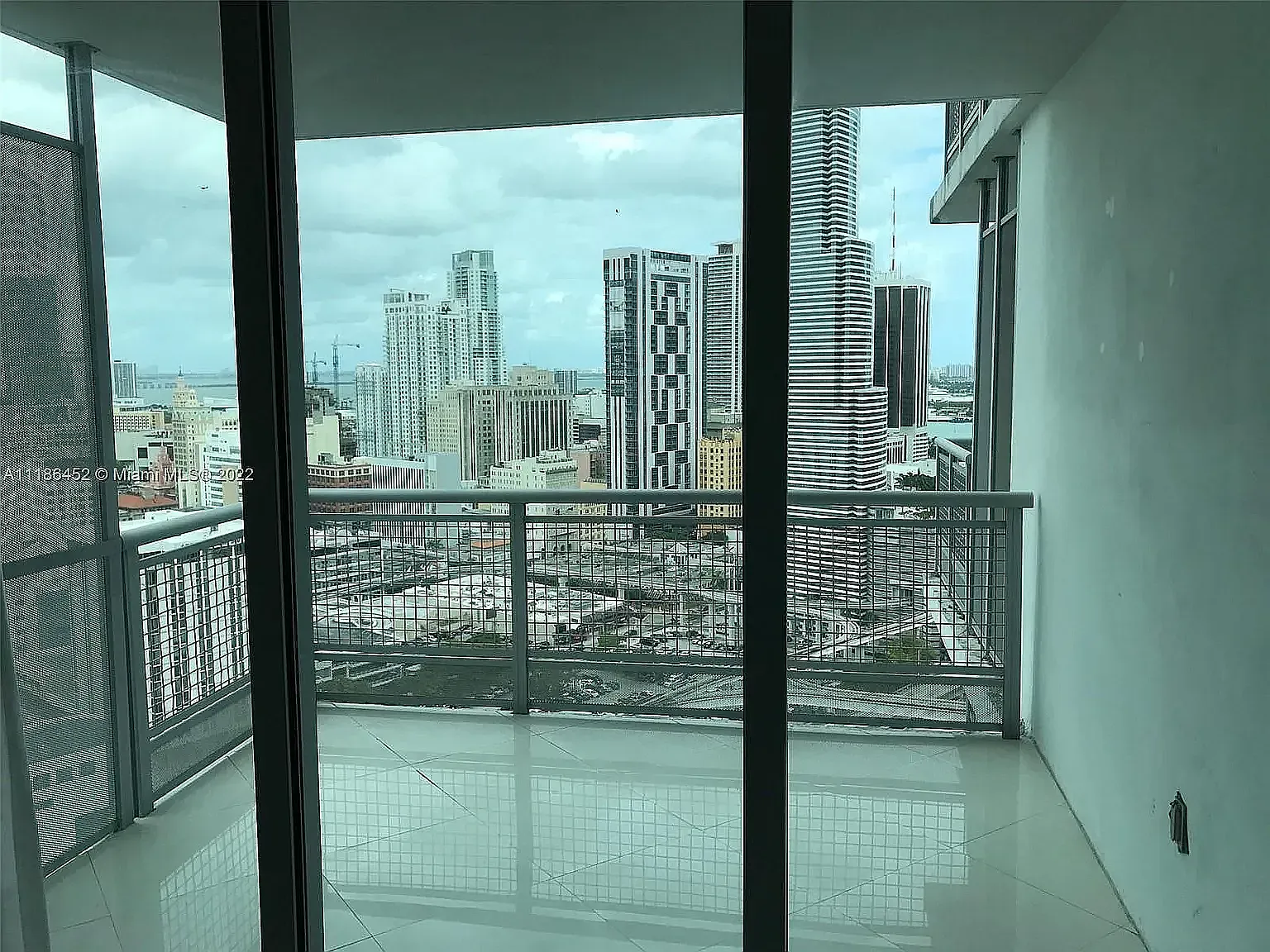 1 bed, 704 sqft, $2,650 — Photo 2