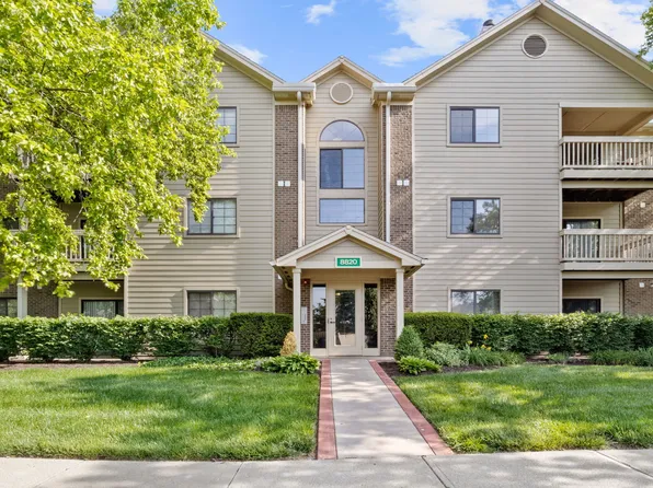 8820 Yardley Ct APT 208, Indianapolis, IN 46268