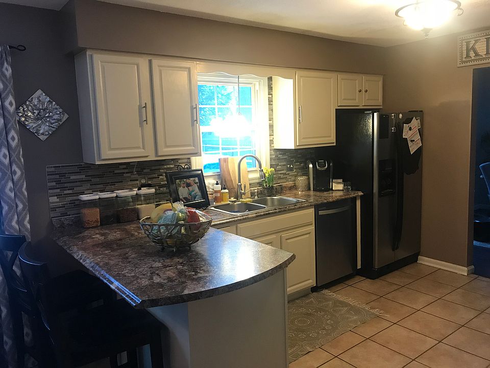 1st image of 4024 Sir Andred Dr