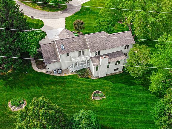 3rd image of 12232 Amber Ct