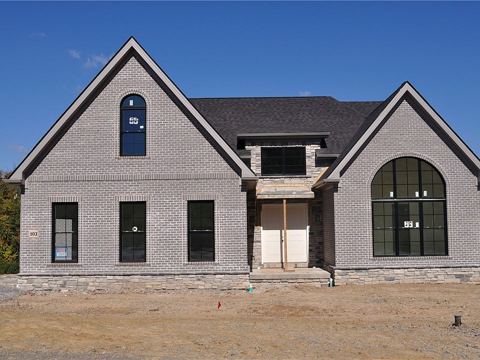 2nd image of 102 Eagle Ridge Rd