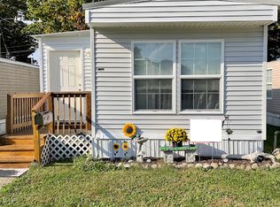2720 Everett Dr, Erie, PA 16510