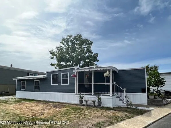 51 Bayshore Mobile Mnr, Hazlet, NJ 07730