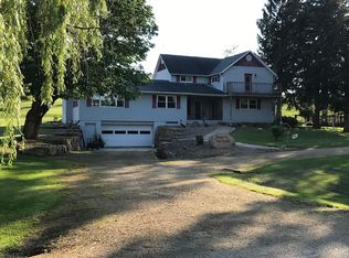 16674 Old Galena Trl, Mount Carroll, IL 61053