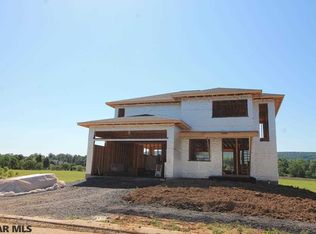 228 Derek Dr, Boalsburg, PA 16827