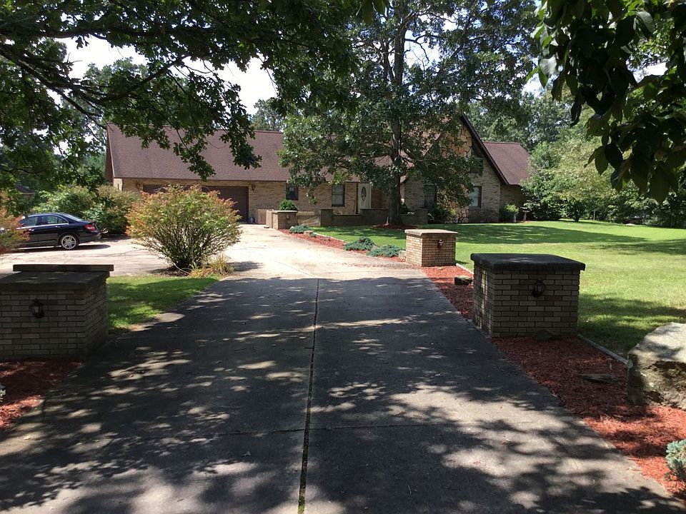 1st image of 223 Amby Ln