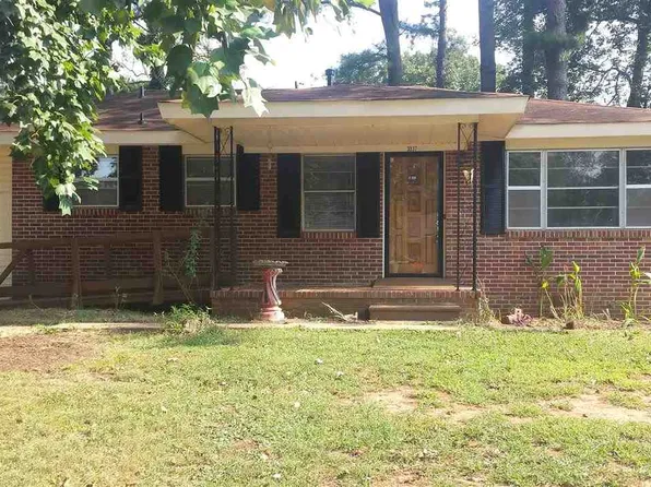 3037 Holiday Dr SW, Huntsville, AL 35805