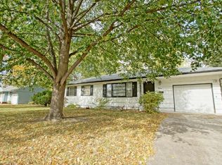 8008 Aster Dr N, Brooklyn Park, MN 55428