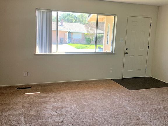 3rd image of 5421 Highview Ln