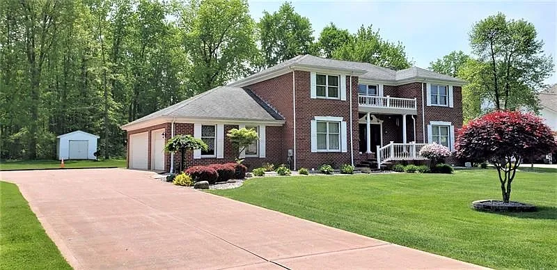 246 W Parkside Dr photo 1