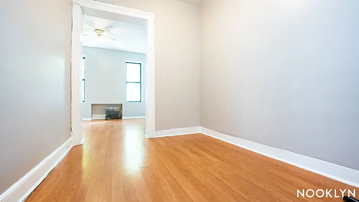 Rented by Nooklyn NYC LLC | media 7