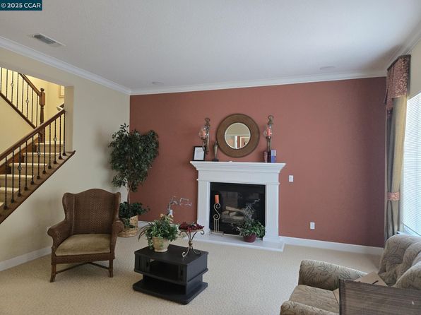 505 Jane Ln, Oakley, CA 94561