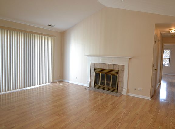 2nd image of 0N019 Ambleside Dr Unit 208