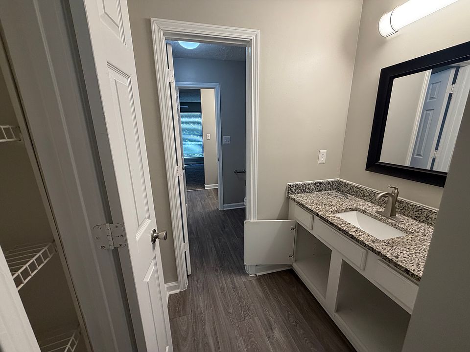 1st image of 5075 Winters Chapel Rd #4