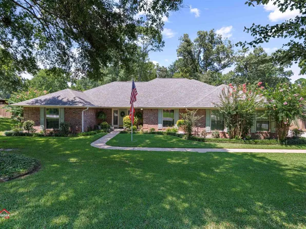 17 Woodbox Dr, Henderson, TX 75652