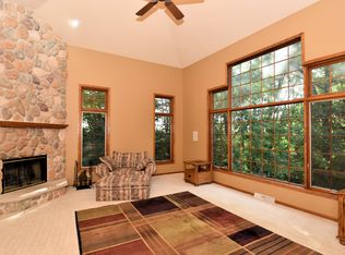 23300 Dover Line Rd, Waterford, WI 53185