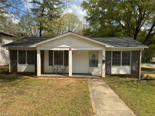3875 Shamel St, Winston Salem, NC 27105