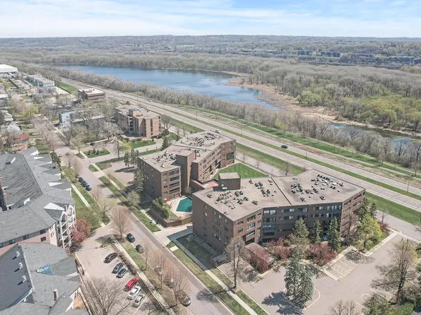2265 Youngman Ave APT 303E, Saint Paul, MN 55116