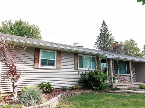 550 Prestien Dr, Denver, IA 50622