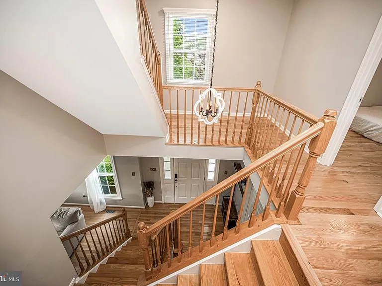 15385 Windsong Ln — Photo 21