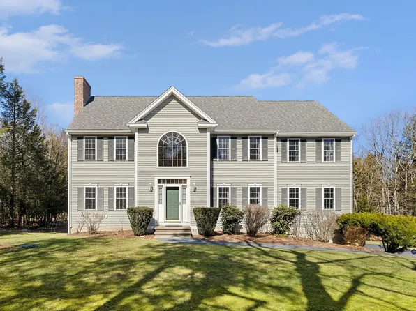 16 Trillium Lane, Chester, NH 03036