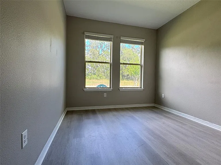 4923 Rolling Green Dr — Photo 23