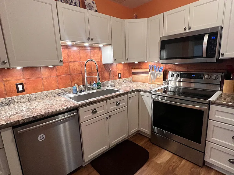 Kitchen with under cabinet lighting