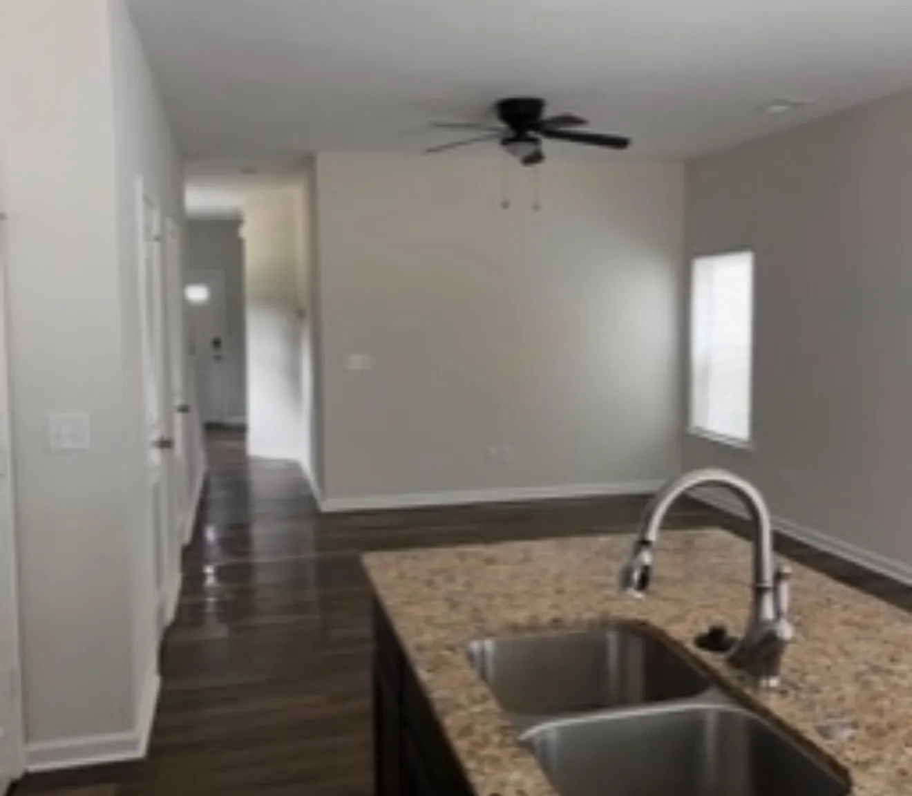 4 bed, 1579 sqft, $3,400 — Photo 2