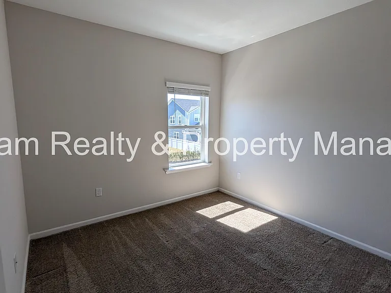 100 Golden Fern Dr — Photo 15