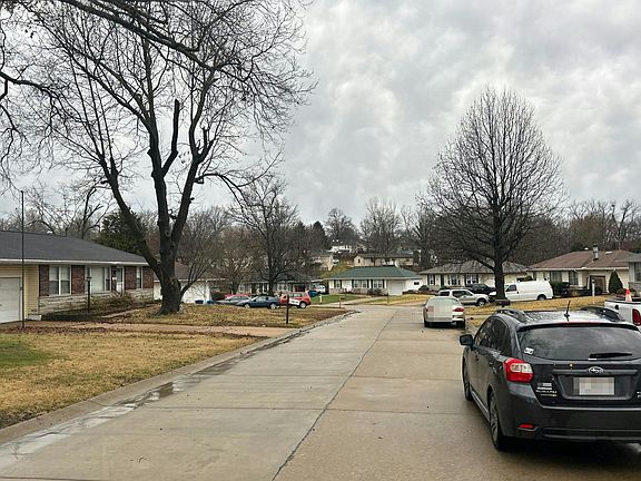 4th image of 98 Buckley Meadows Dr