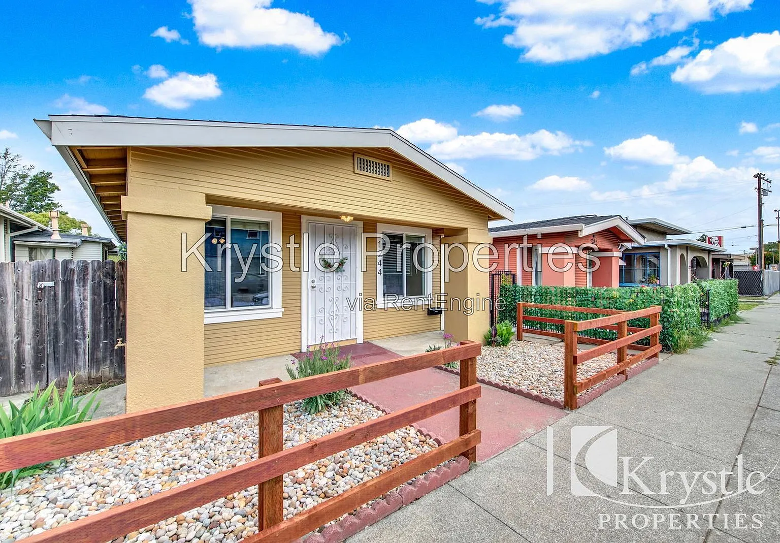 2 bed, 1.0 bath, 684 sqft, $1,950 — Photo 2