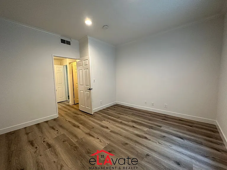 8819 Harratt St #103 — Photo 34