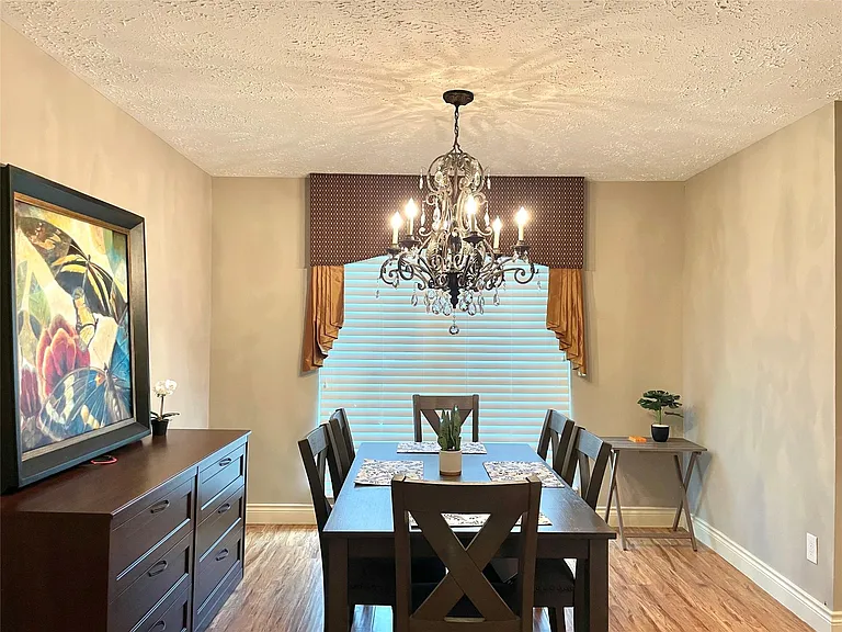 3023 Sam Houston Dr — Photo 9