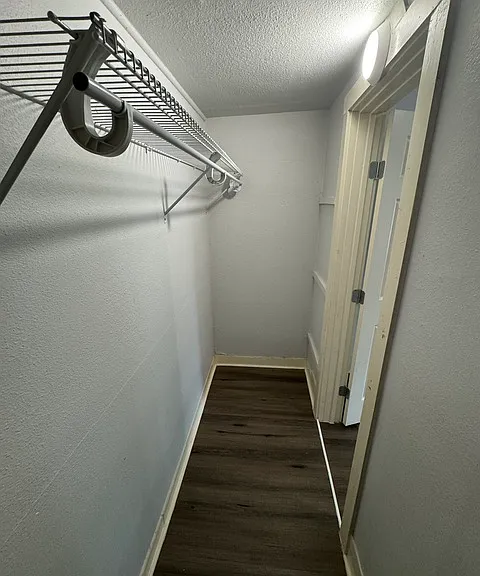 411 Cincinnati Ave — Photo 14