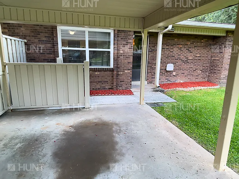 1448B Grissom Ct — Photo 1