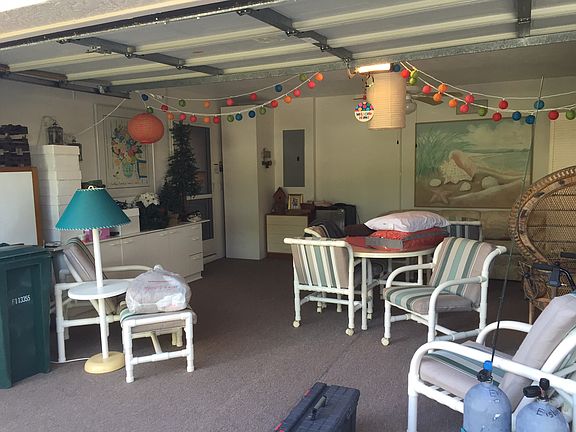 Carpeted Garage - Bonus Room