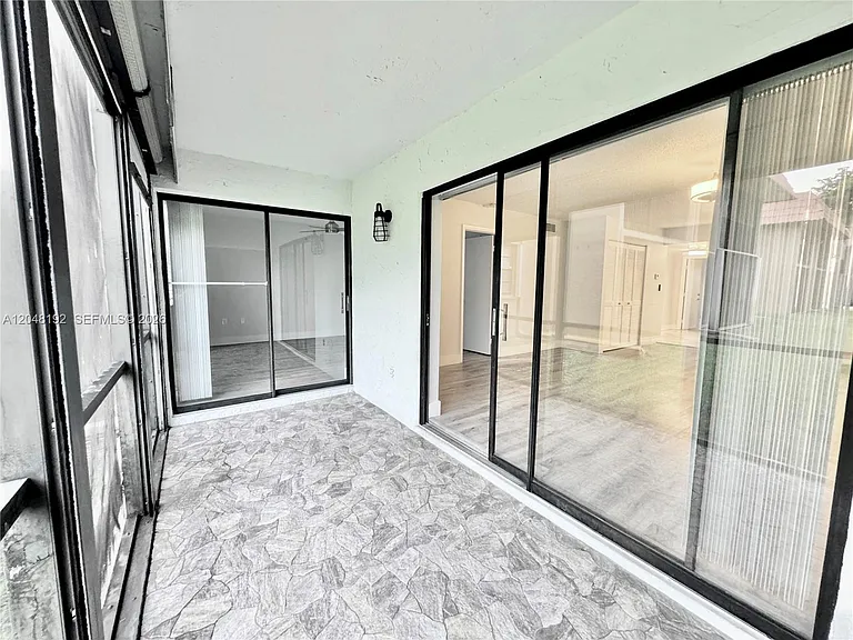 8600 NW 34th Pl #B102 — Photo 18