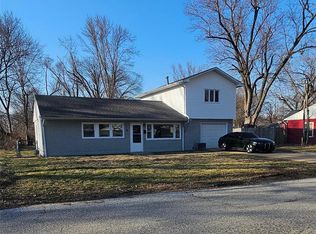 3 Agnes Dr, Cahokia, IL
