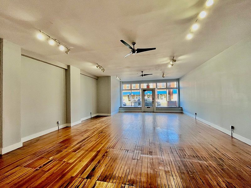 1st image of 3608 Bates St