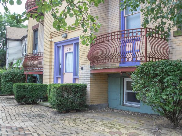 200 Franklin Ave APT 3