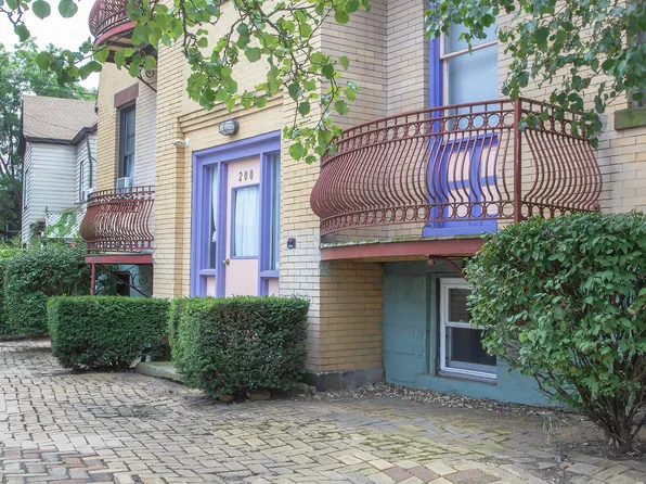 200 Franklin Ave APT 2, Pittsburgh, PA 15221