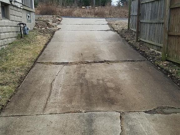 3rd image of 123 Route 68