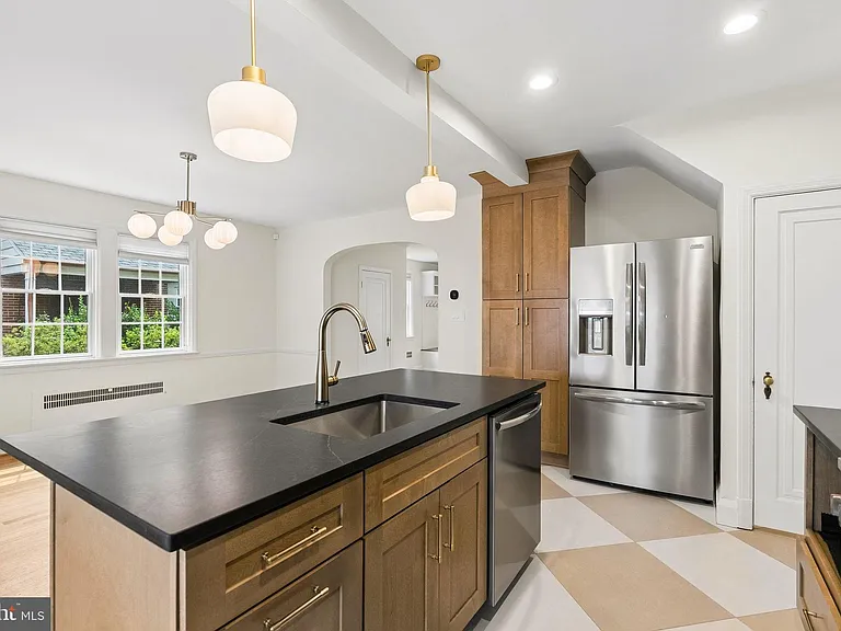 418 Murdock Rd — Photo 11