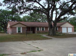 2032 S River Rd, Cuero, TX 77954