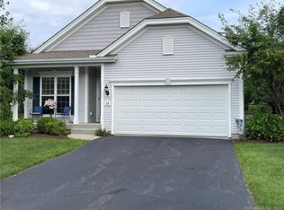 28 Wildlife Ct, Cheshire, CT 06410