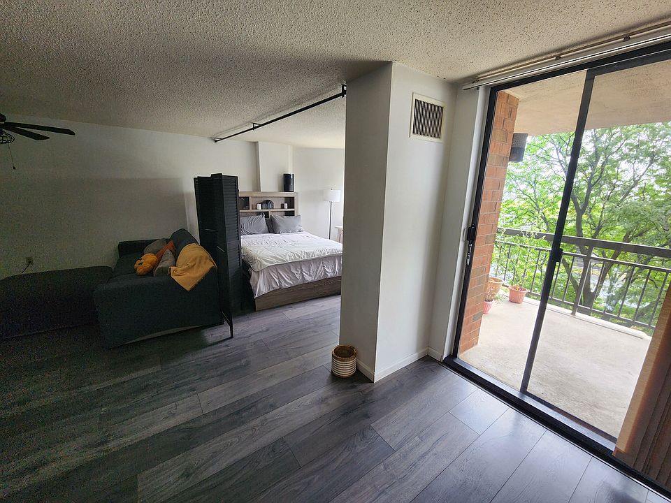 1st image of 313 Harmon Cove Tower