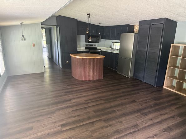 115 Cottonwood Dr