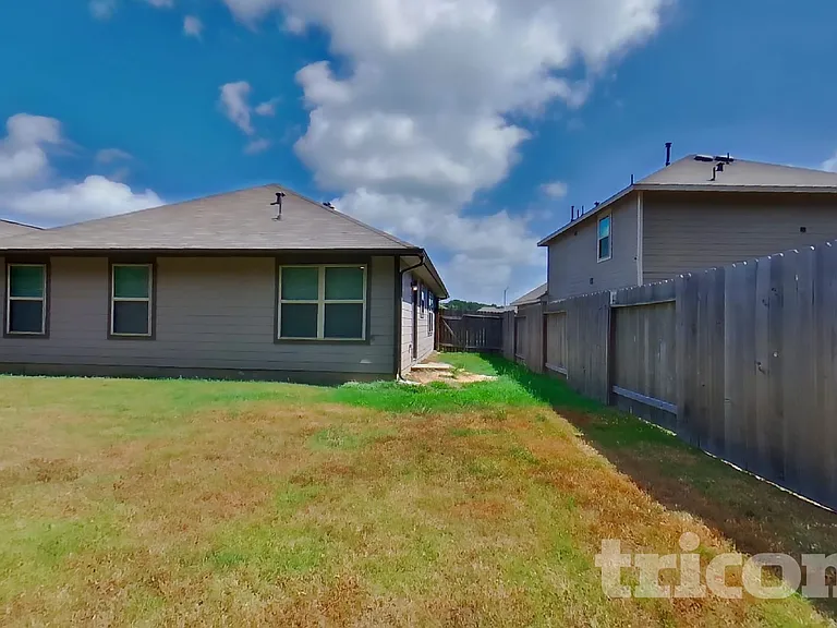 17552 Rosewood Manor Ln — Photo 17