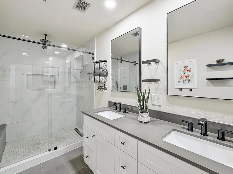 122 Acapulco Dr — Photo 19